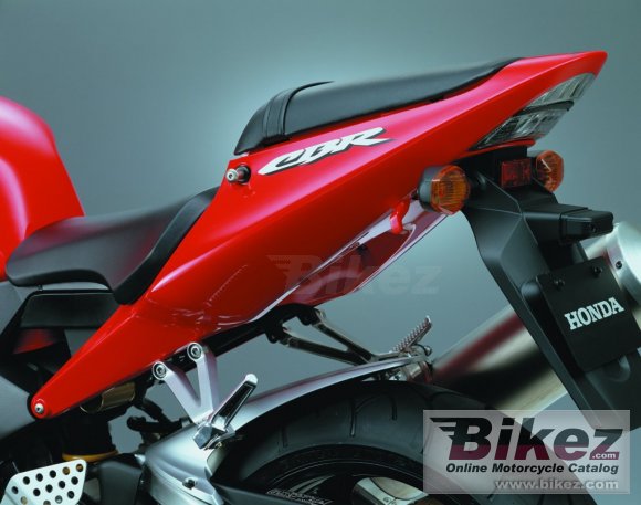 2002 Honda CBR 954 RR photo